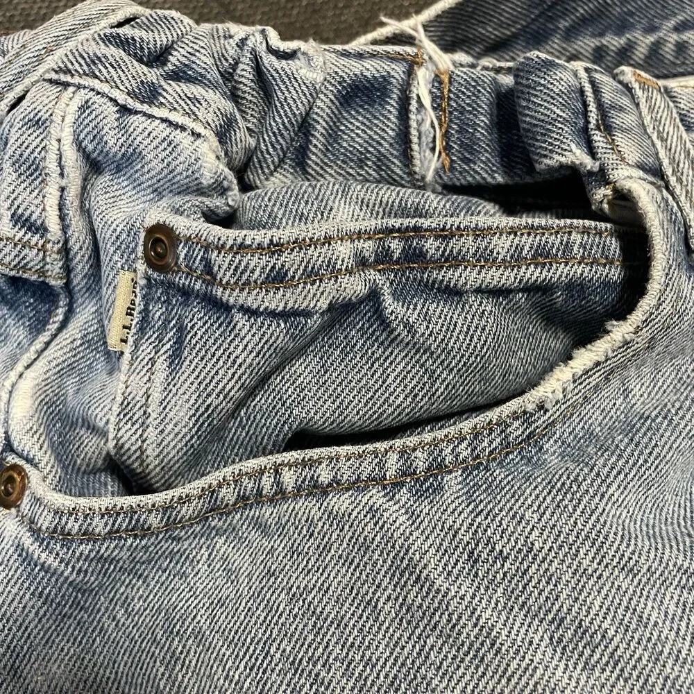LL Bean Comfort Waist Jeans Relaxed Straight Medium Wash Men's Size‎ 38 X 29